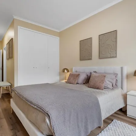 Super Coral フンシャル